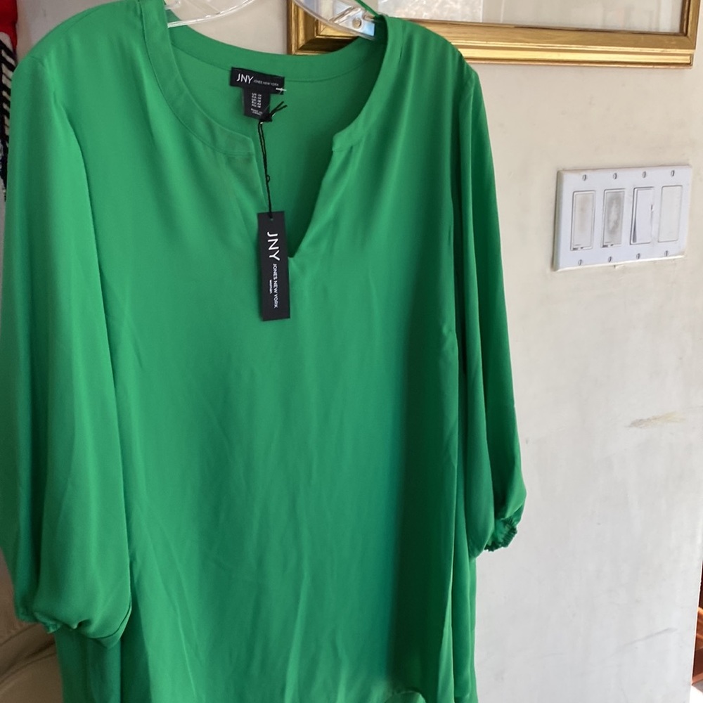 Jones New York blouse